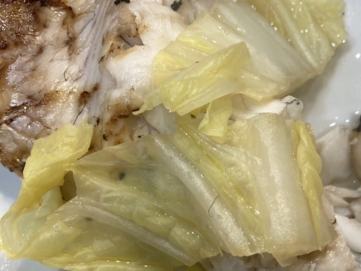 フライパンで セイゴと白菜の蒸し焼き レシピ 作り方 By のこ311 楽天レシピ フライパンで セイゴと白菜の蒸し焼き レシピ 作り方 By のこ311 楽天レシピ